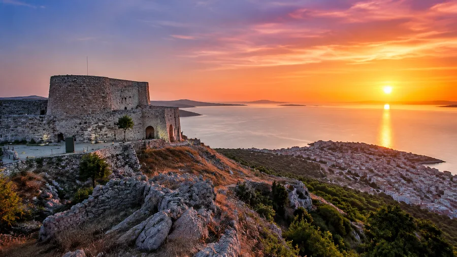 Cómo llegar al Castillo de Lekursi: Transporte y Direcciones